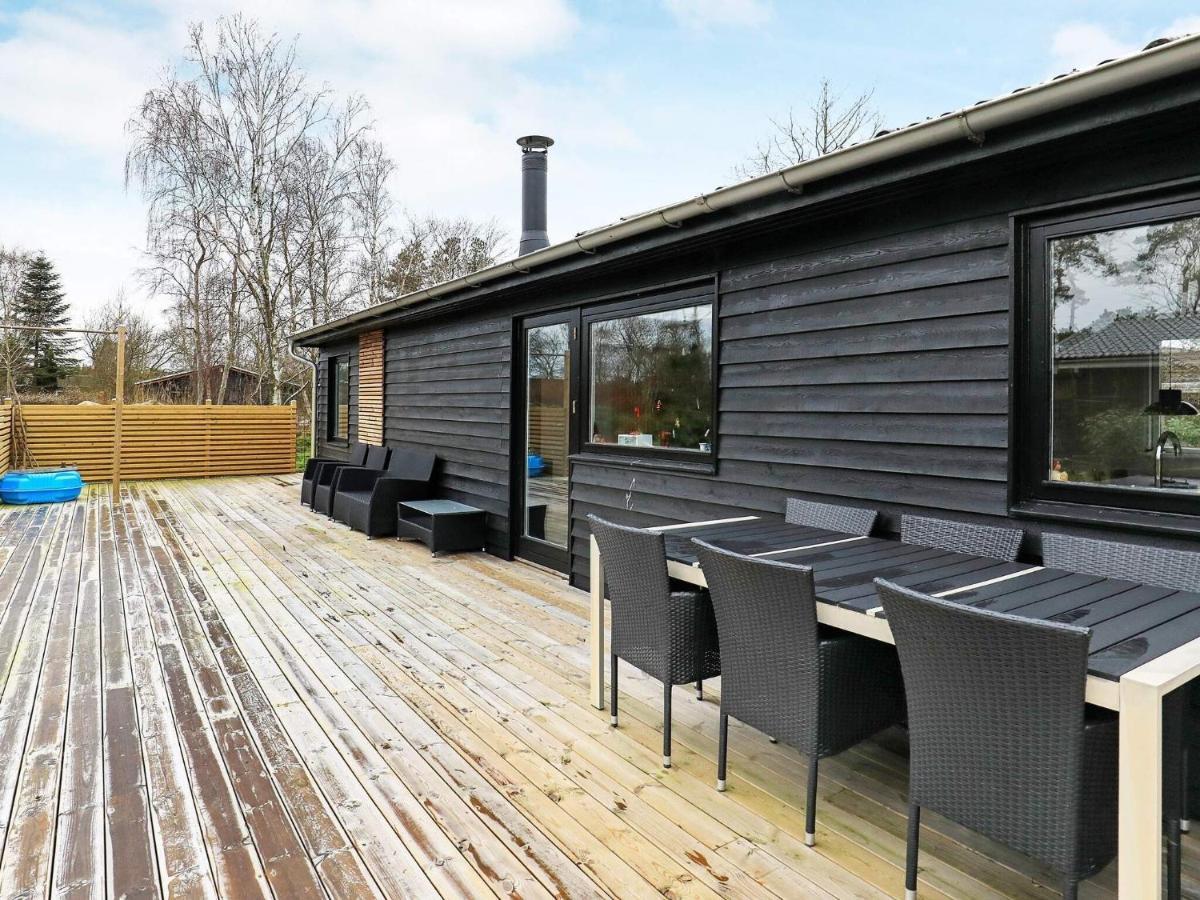 7 Person Holiday Home In Frederikshavn Bagian luar foto